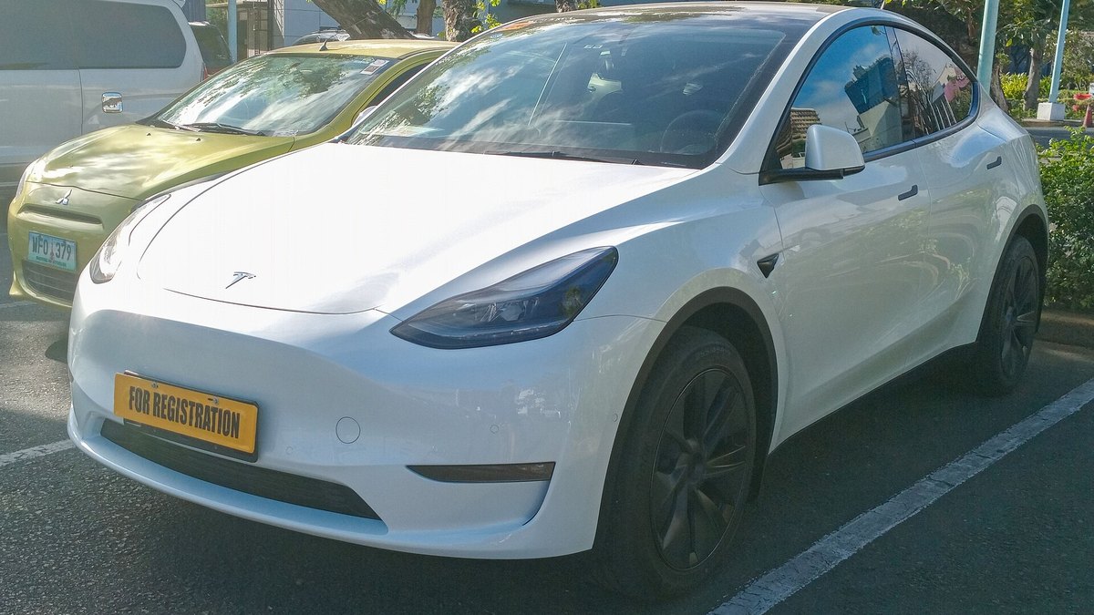 2023 Tesla Model Y Performance