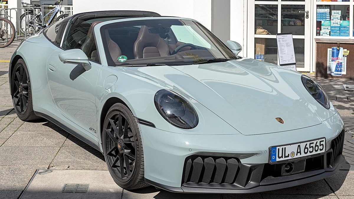 2024 Porsche 911 (992.2)