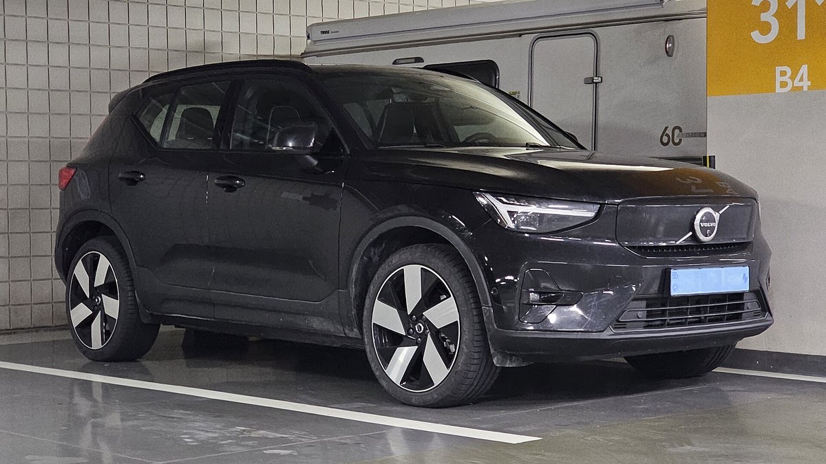 2024 Volvo XC40 Recharge (CMA)