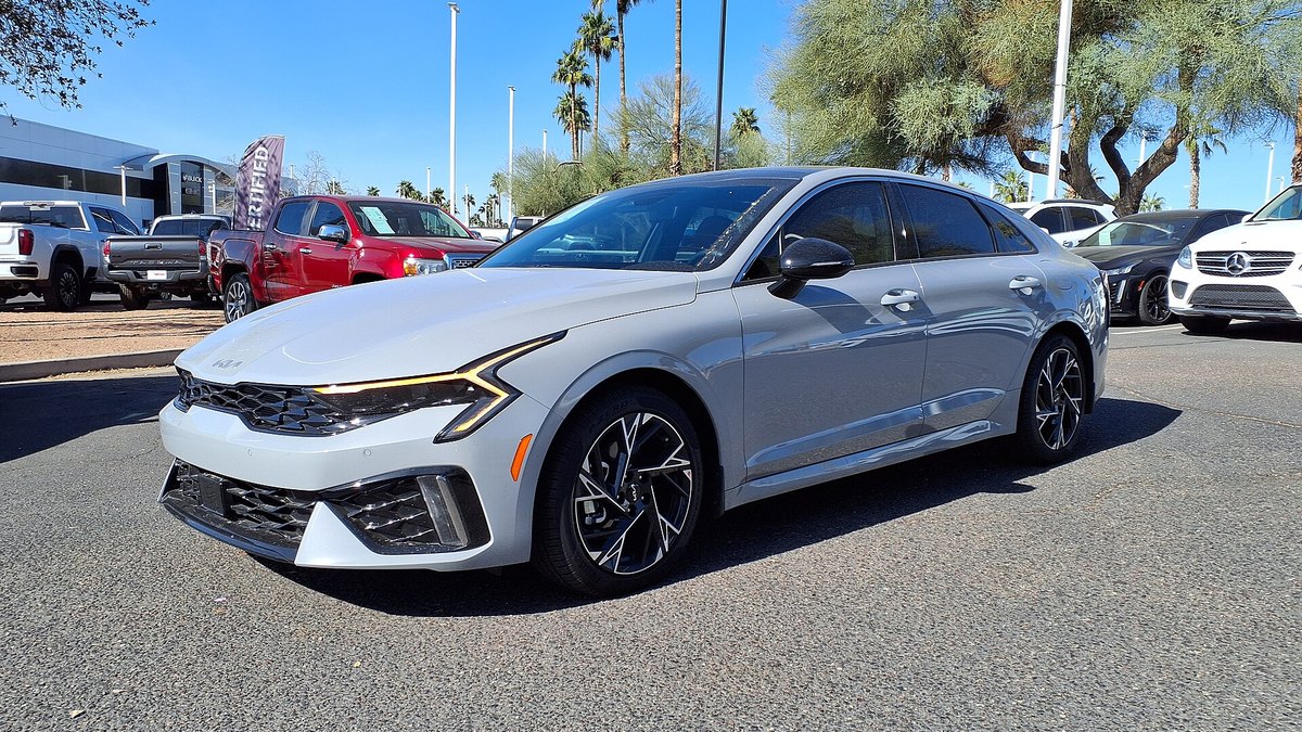 2027 Kia K5