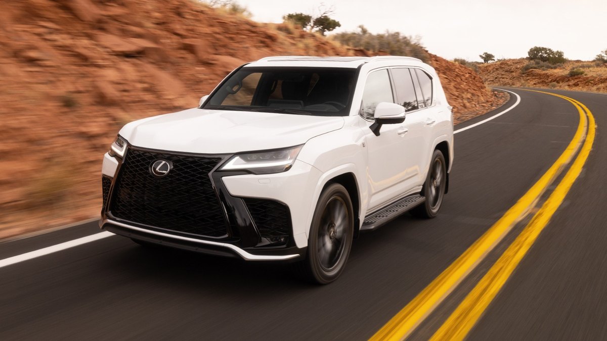 2027 Lexus LX 600