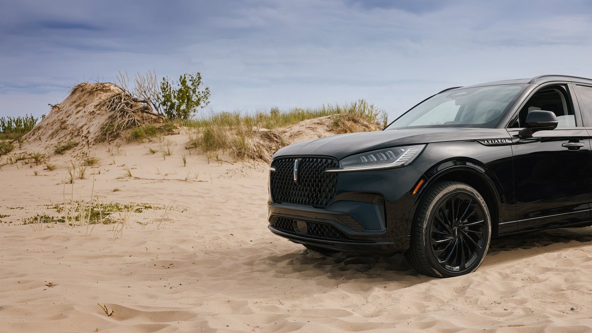 2027 Lincoln Aviator