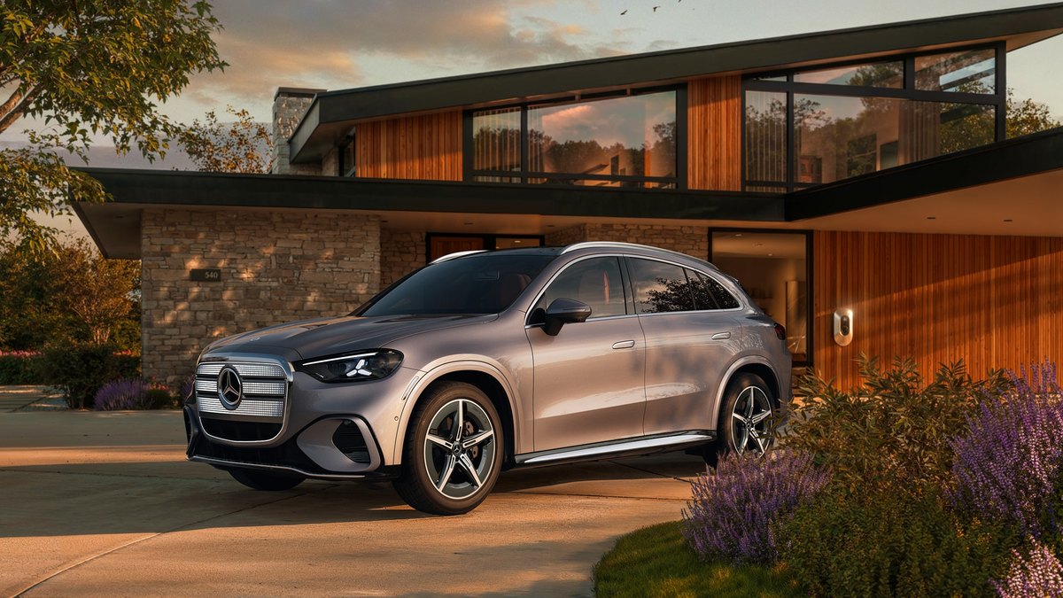 2027 Mercedes-Benz GLC Electric SUV