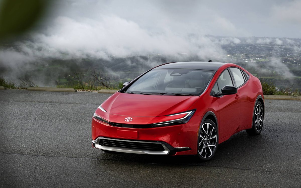 2027 Toyota Prius Plug-in Hybrid