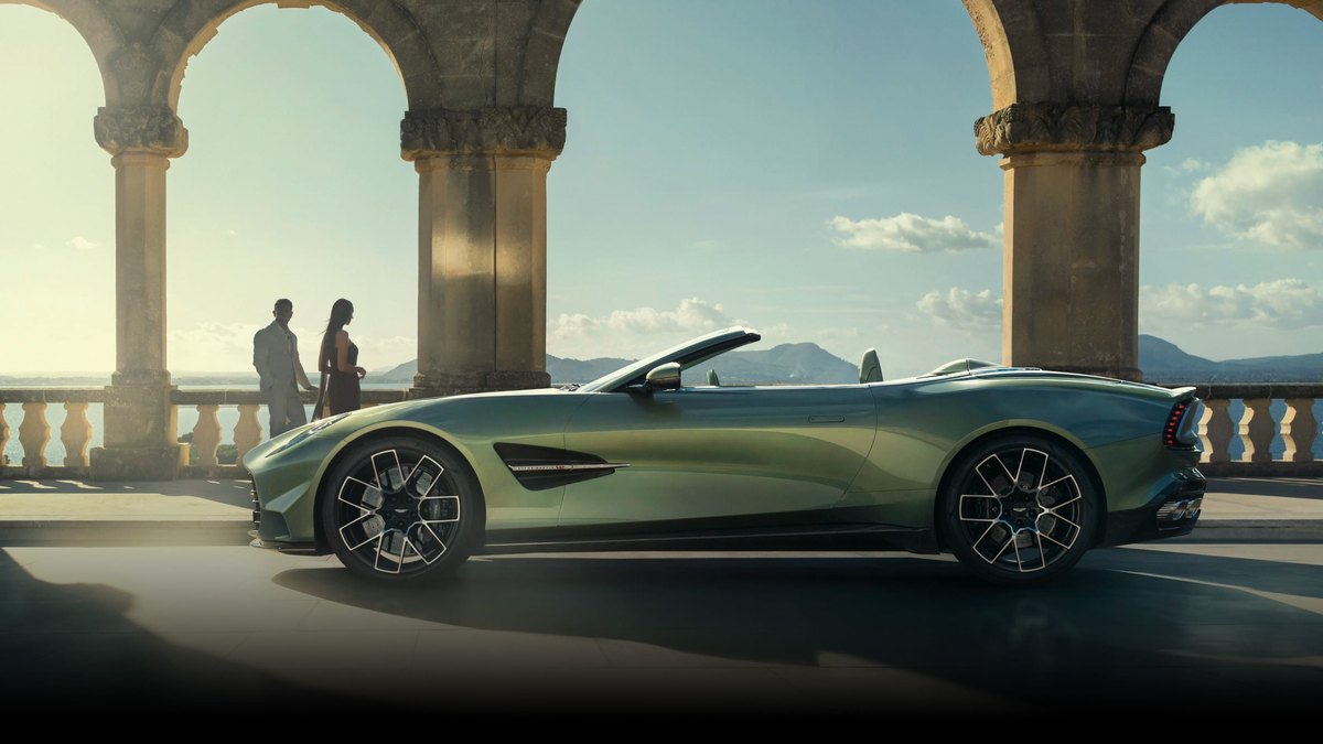 Aston Martin Vanquish Volante