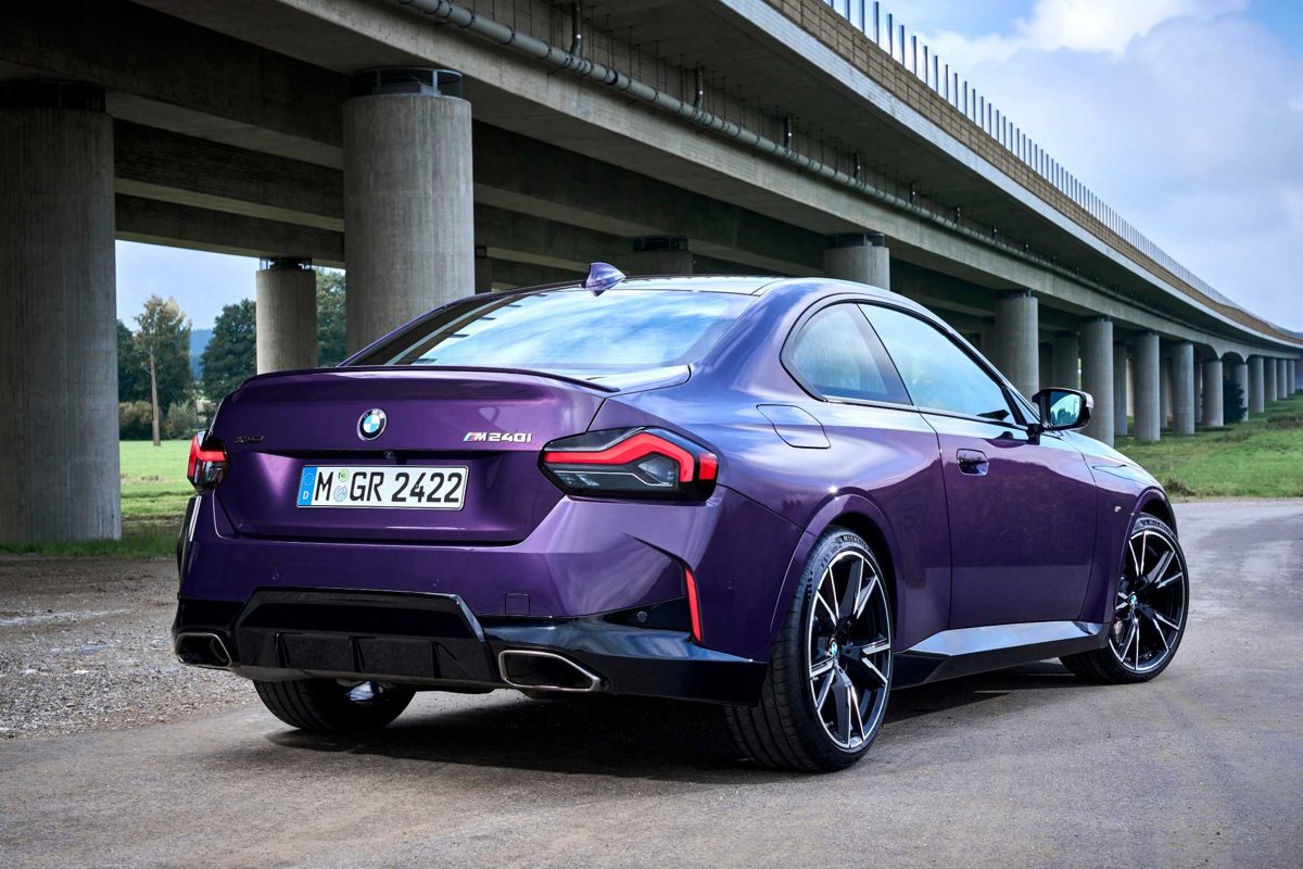BMW M240i Coupe