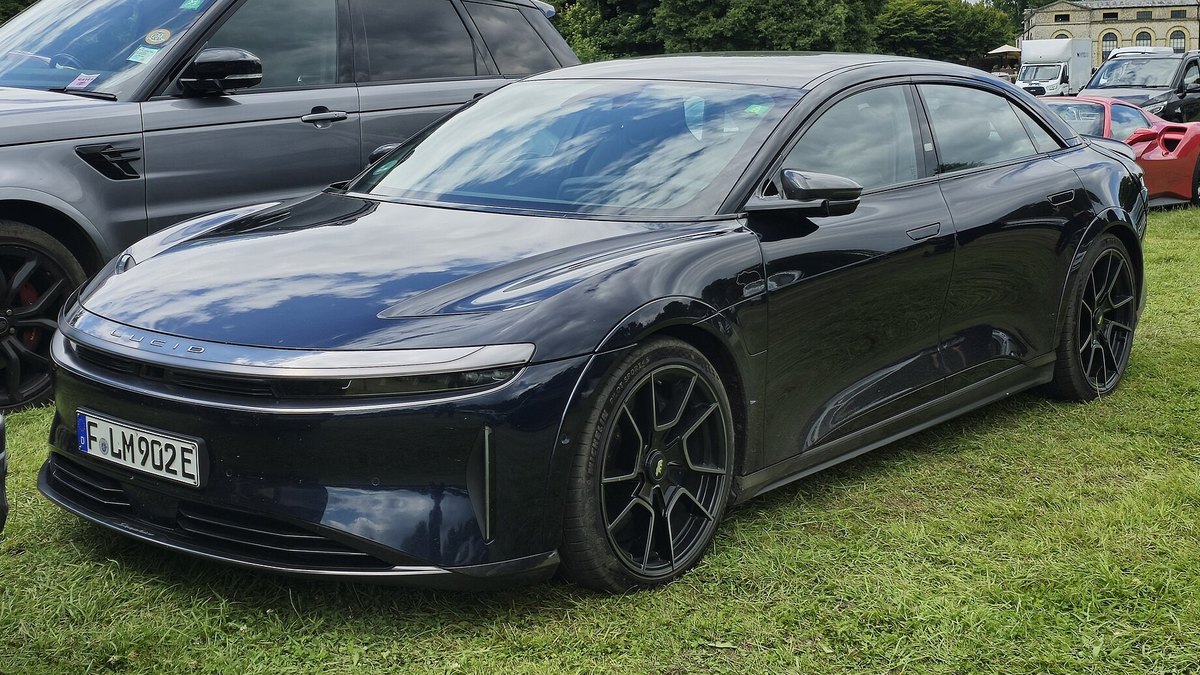 Lucid Air Sapphire