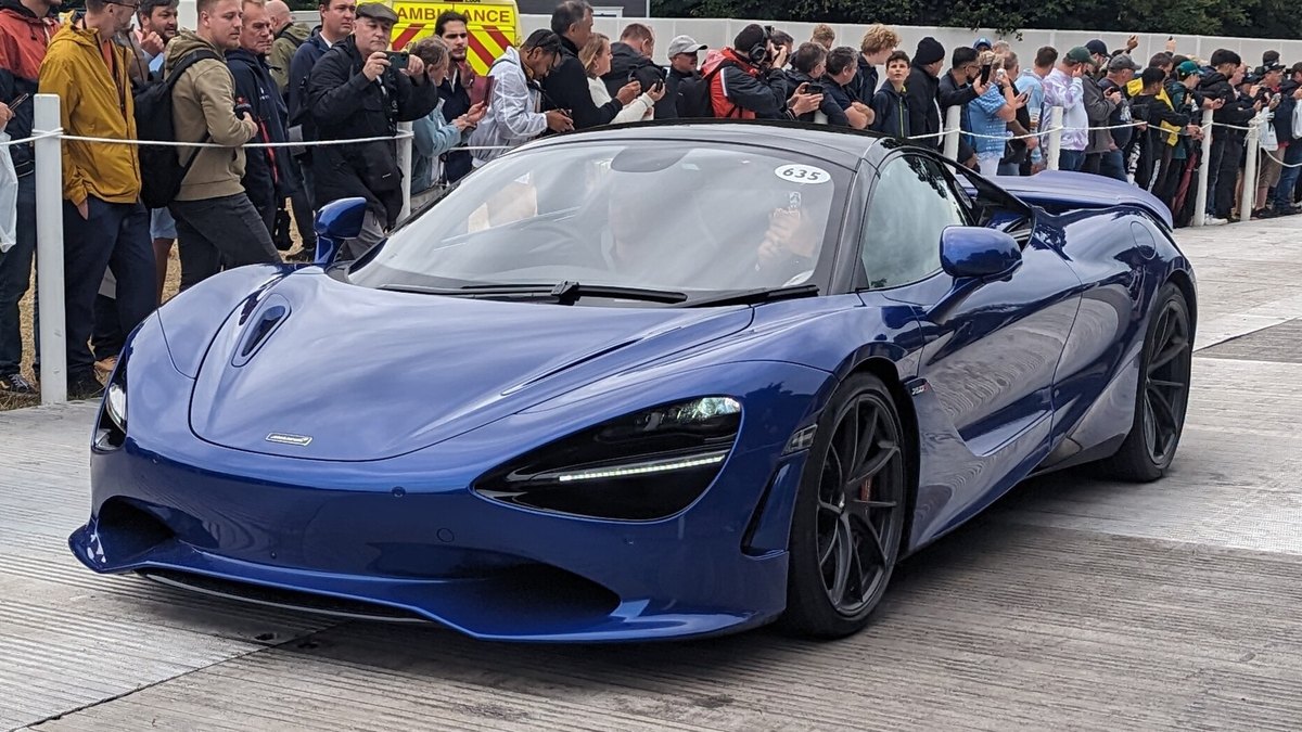 McLaren 750S Spider