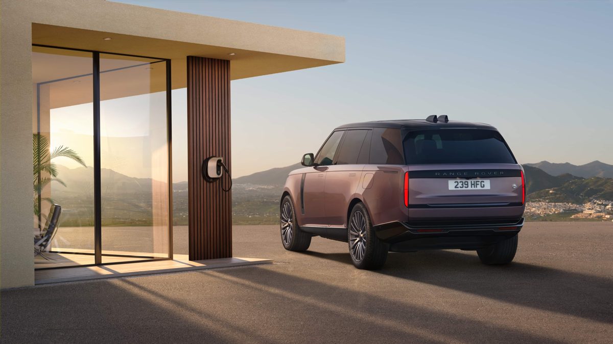 Range Rover P550e