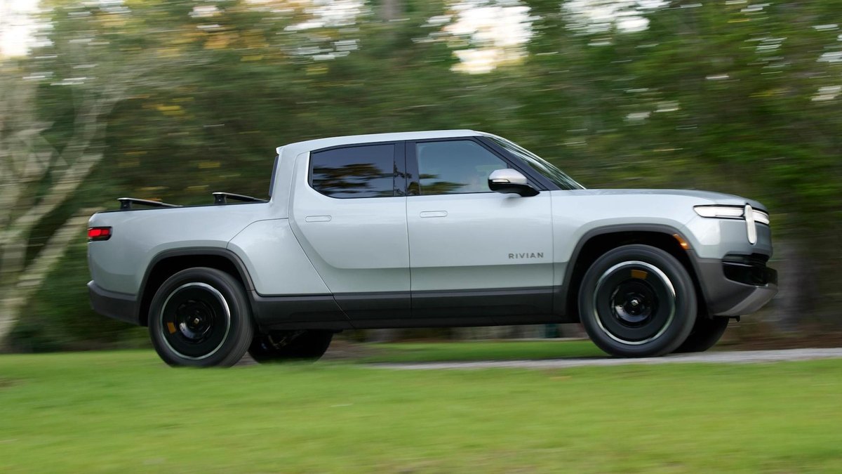 Rivian R1T Quad