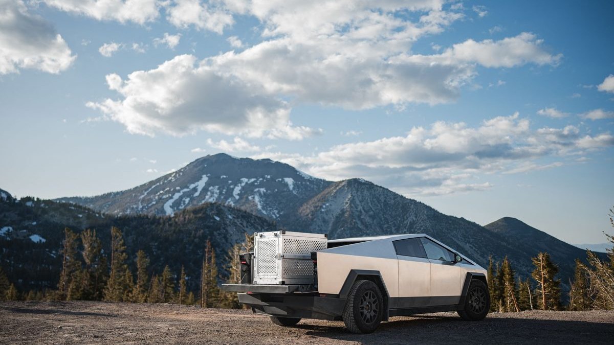 Tesla Cybertruck Cyberbeast