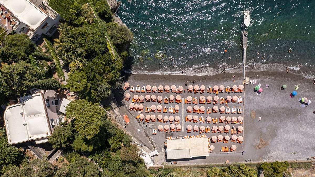 Arienzo Beach Club