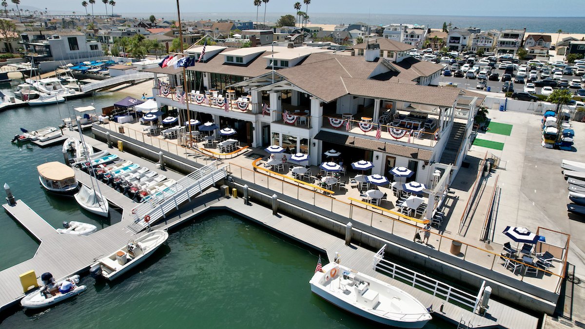 Newport Harbor Yacht Club