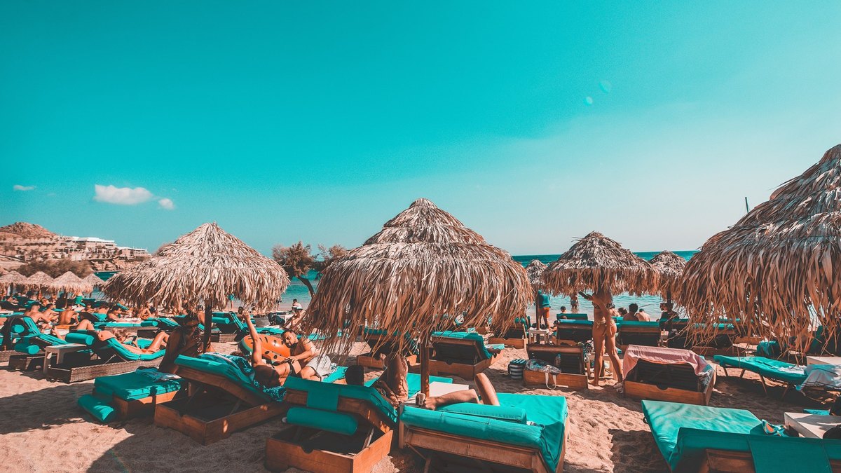 Paradise Beach Club