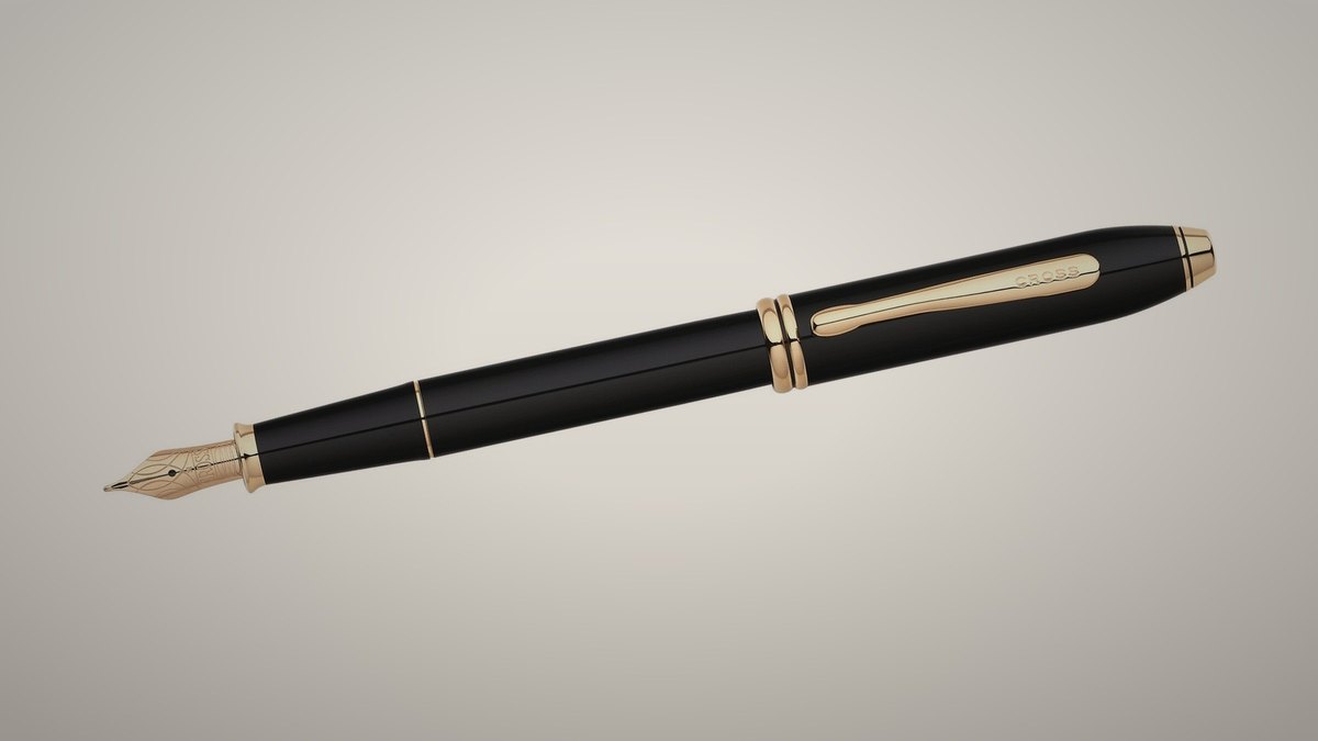 Cross Townsend Black Lacquer 18KT Gold Nib Fountain Pen