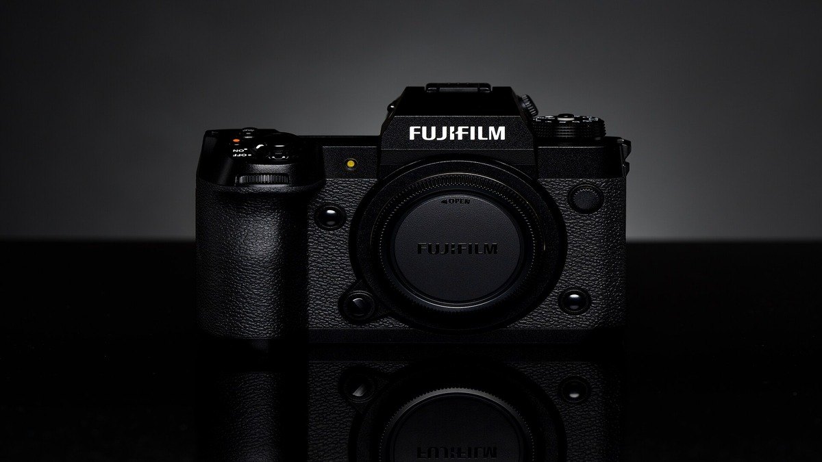 Fujifilm X-H2