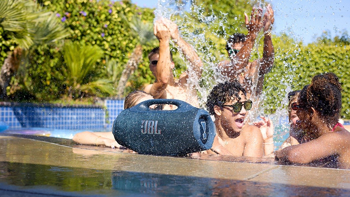 JBL Boombox 4