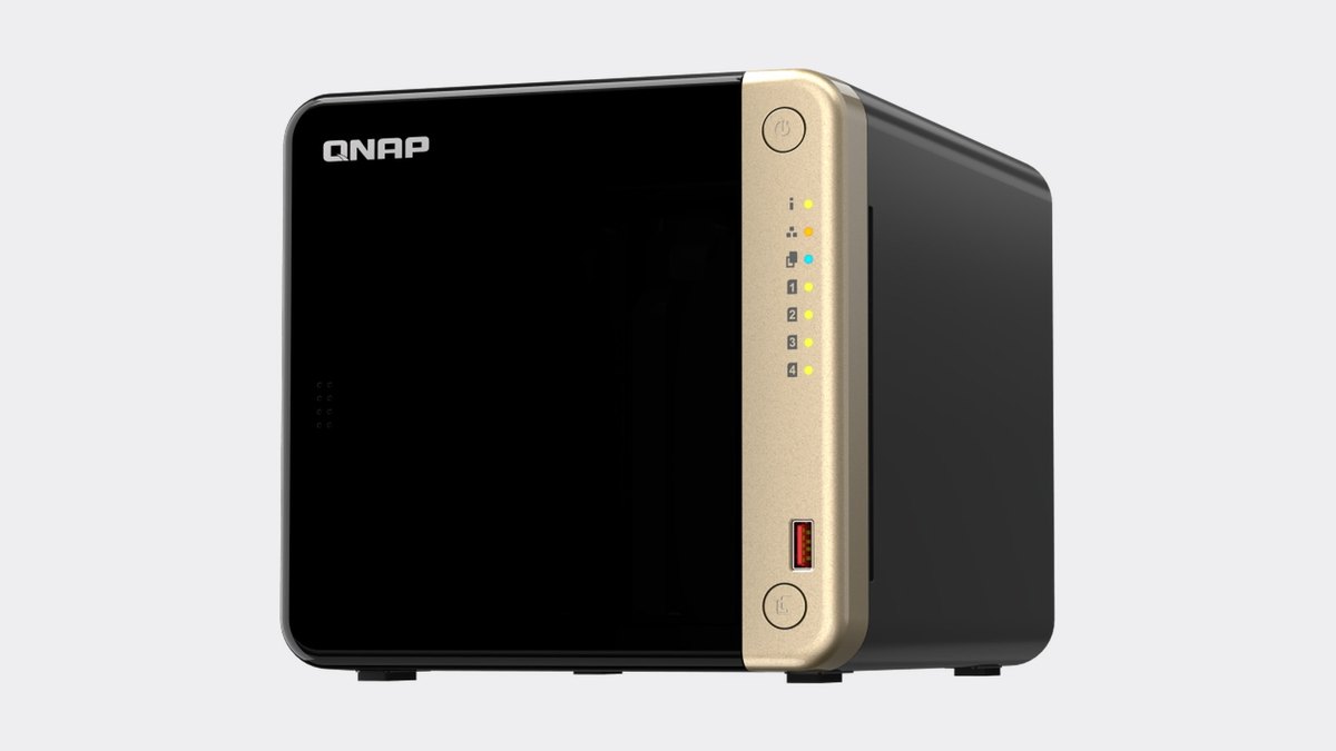 QNAP TS-464