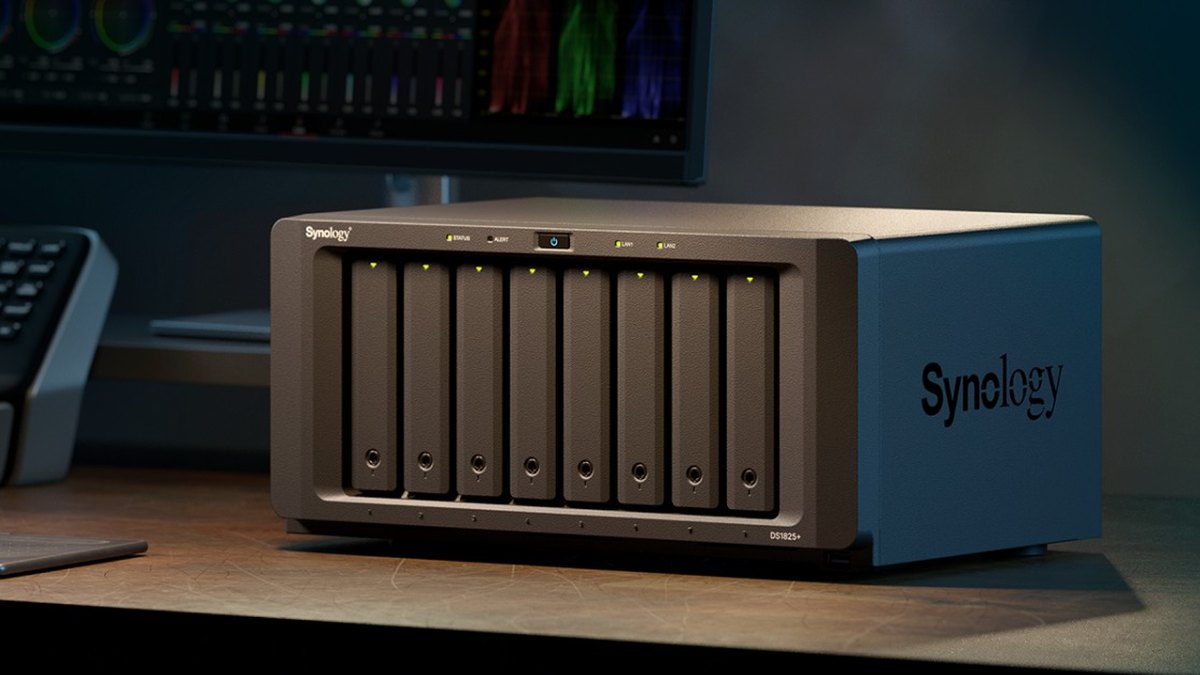 Synology DS1825+