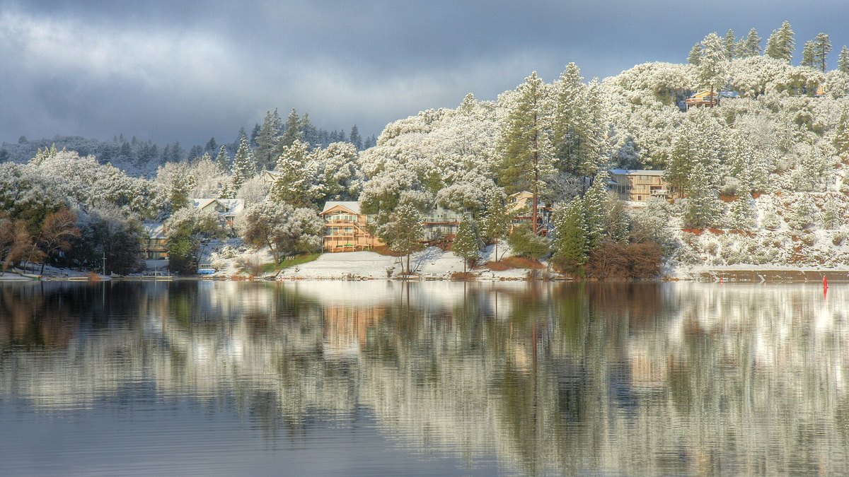 Pine Mountain Lake