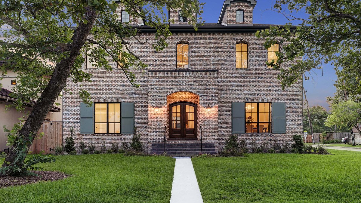 Royal Texan Homes