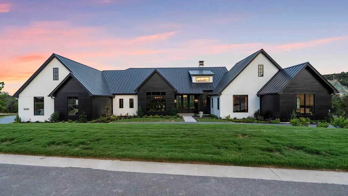 Seven Custom Homes