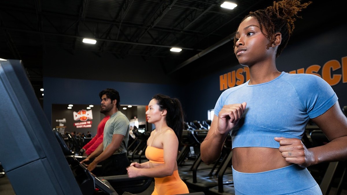 Crunch Fitness