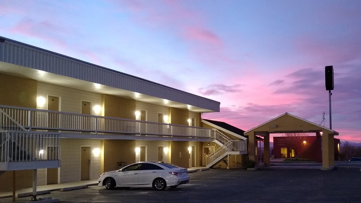 A Super 8 by Wyndham motel in Wendover
