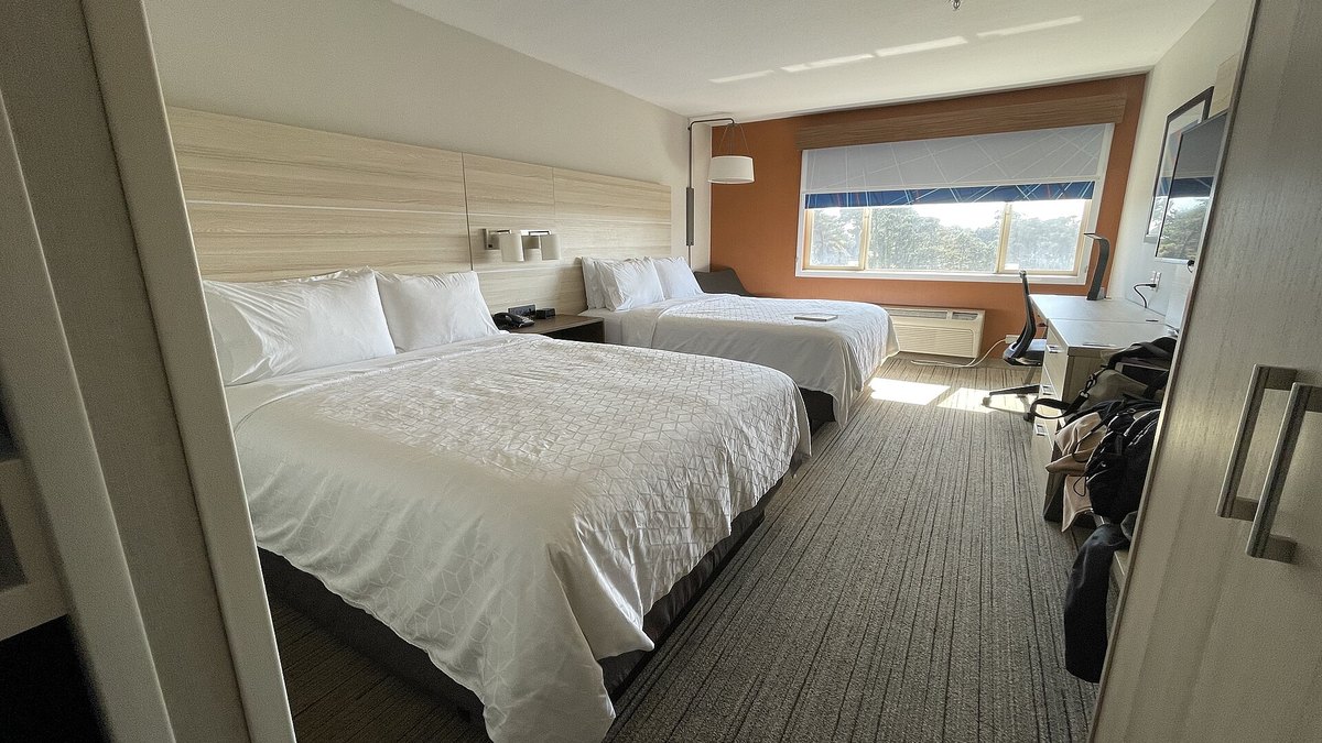 Hotel Cancellation Rate