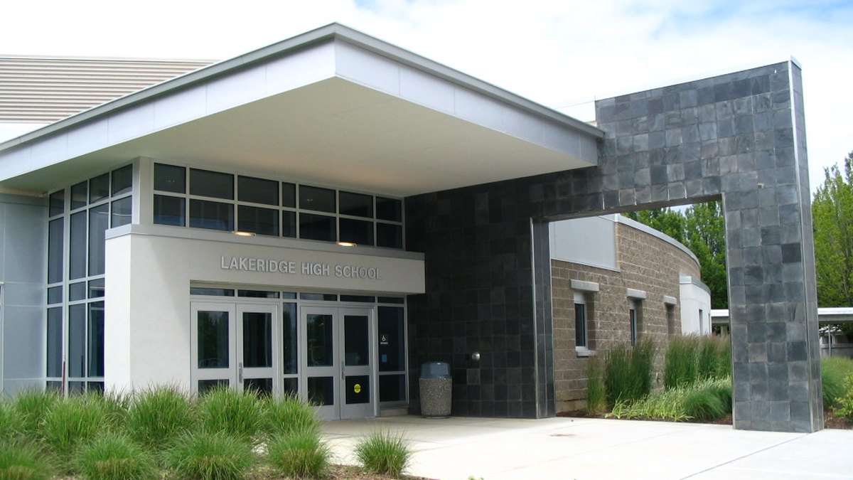 Lakeridge High School