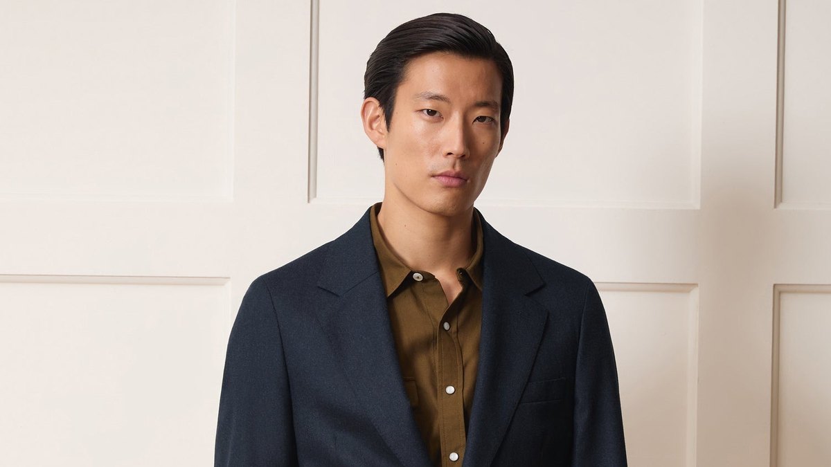 Todd Snyder Italian Flannel Sutton Suit in Ink Navy