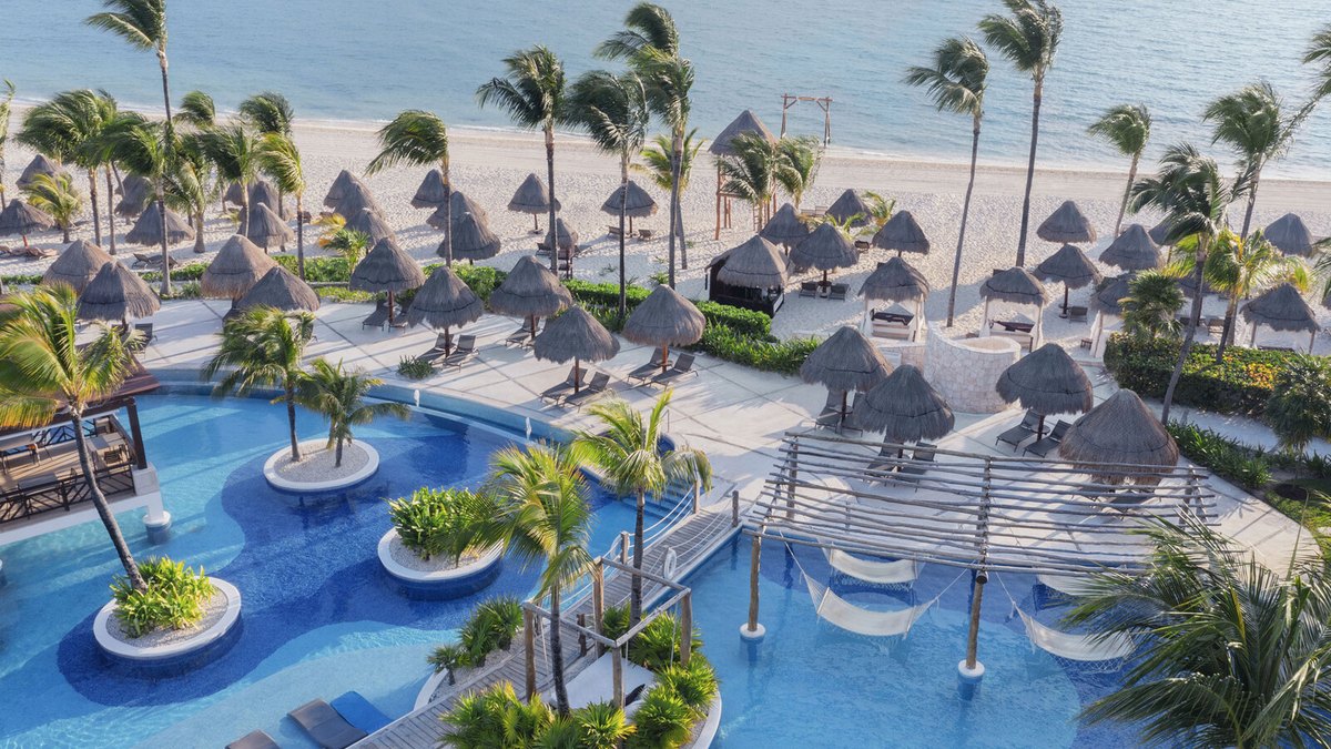 Excellence Playa Mujeres