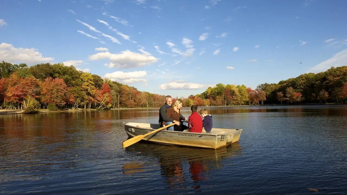 Mountain Springs Lake Resort